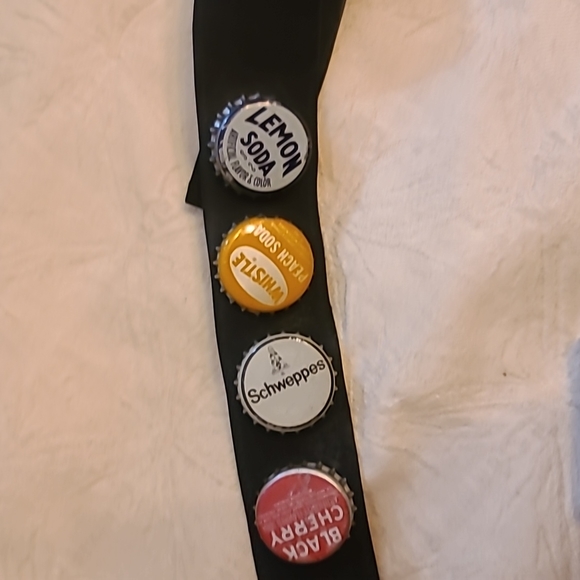 Littearth Adjustable Soda Bottle Cap  Belt. - Picture 4 of 6
